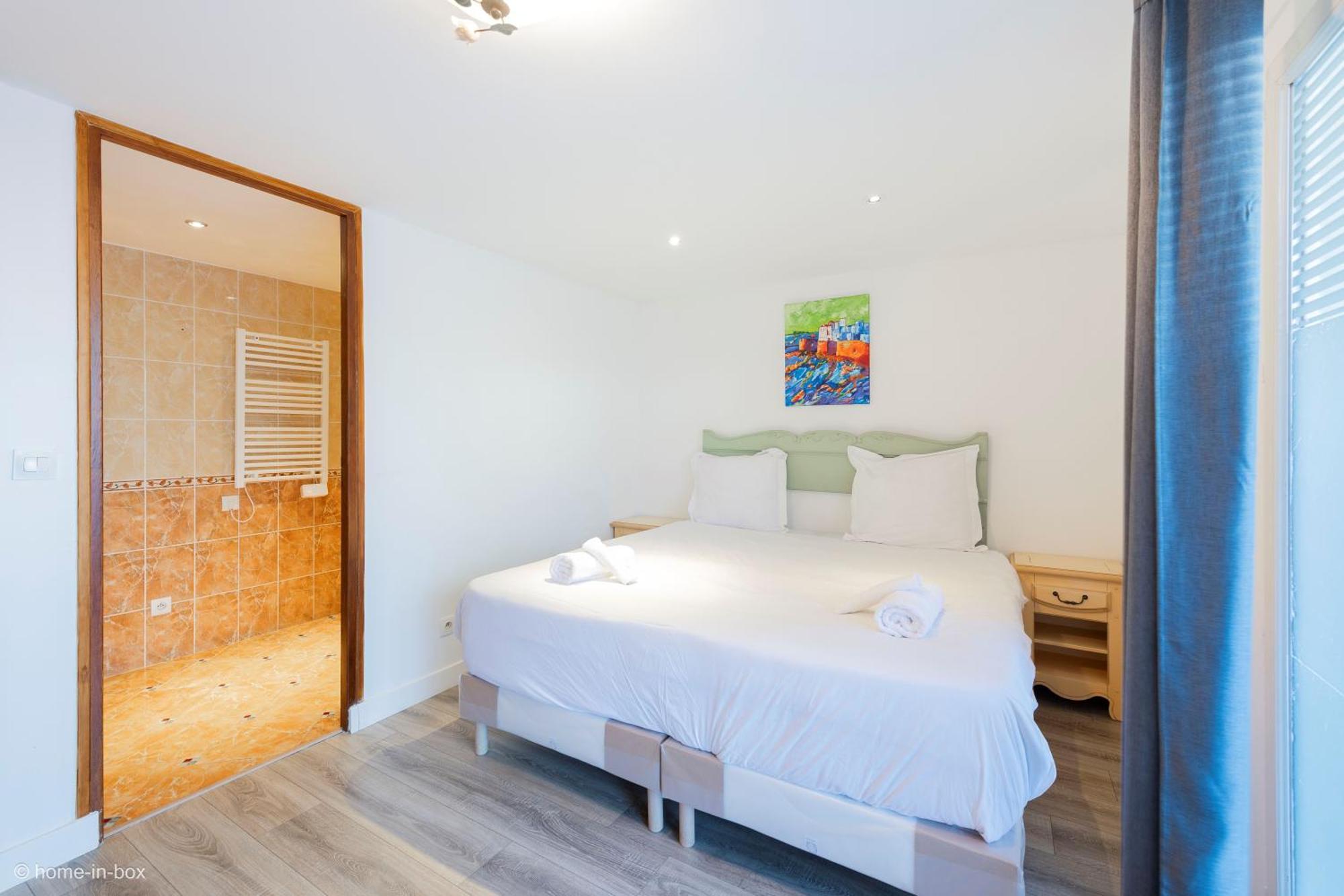 Appartement Spacieux 2 Ch - 2 Sdb - Proche Paris Et Disneyland Noisy-le-Grand Luaran gambar