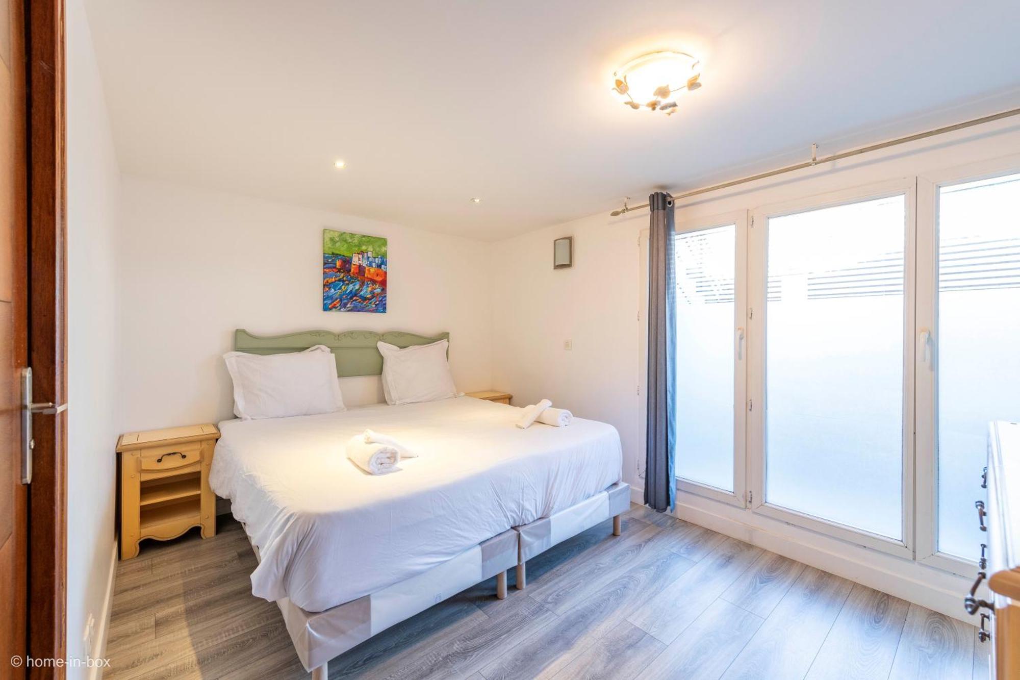 Appartement Spacieux 2 Ch - 2 Sdb - Proche Paris Et Disneyland Noisy-le-Grand Luaran gambar